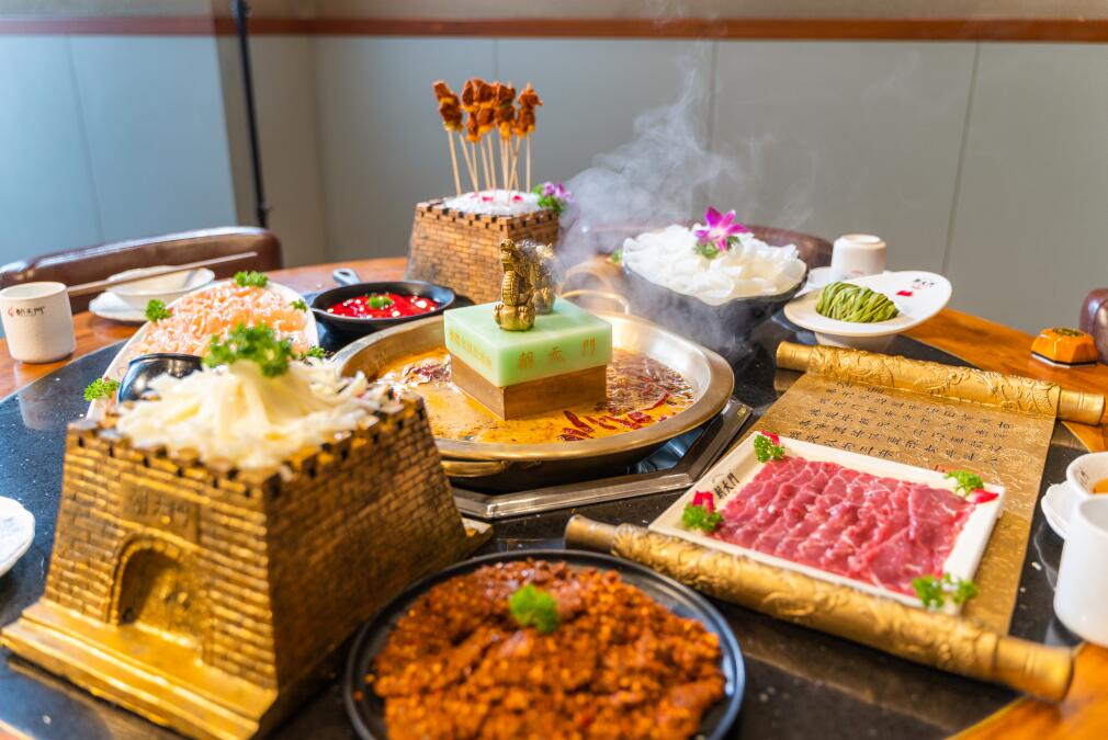 輝縣開火鍋加盟店，你需要注意這四點(diǎn)！