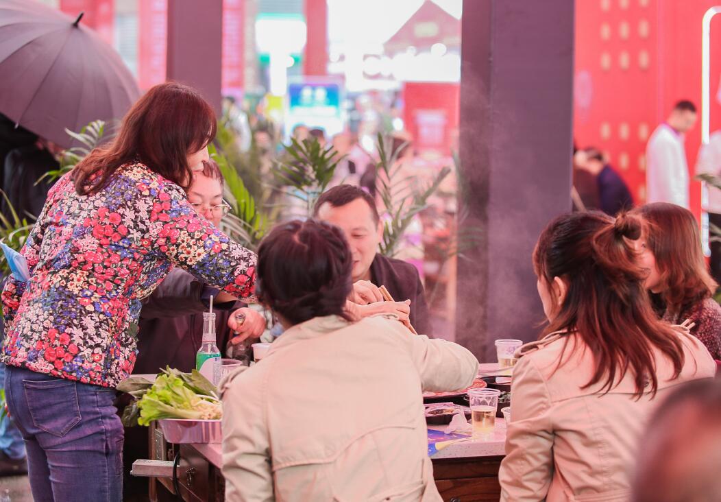盤錦開火鍋加盟店，如何在起步時領先一步？