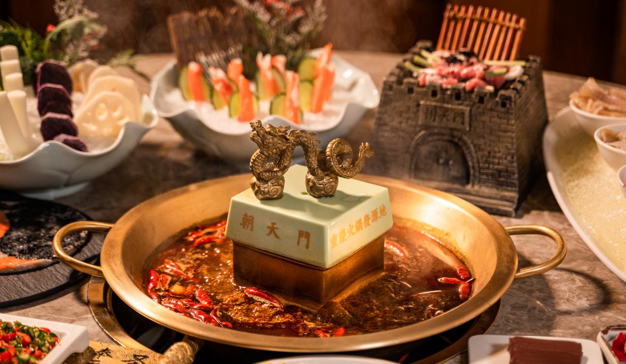 既是火鍋菜品，又是小吃，鹵雞爪為什么這么受歡迎？